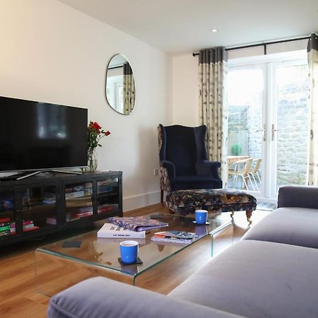 Burgess Yard 2-Bedroom Cottage, Bath Zewnętrze zdjęcie