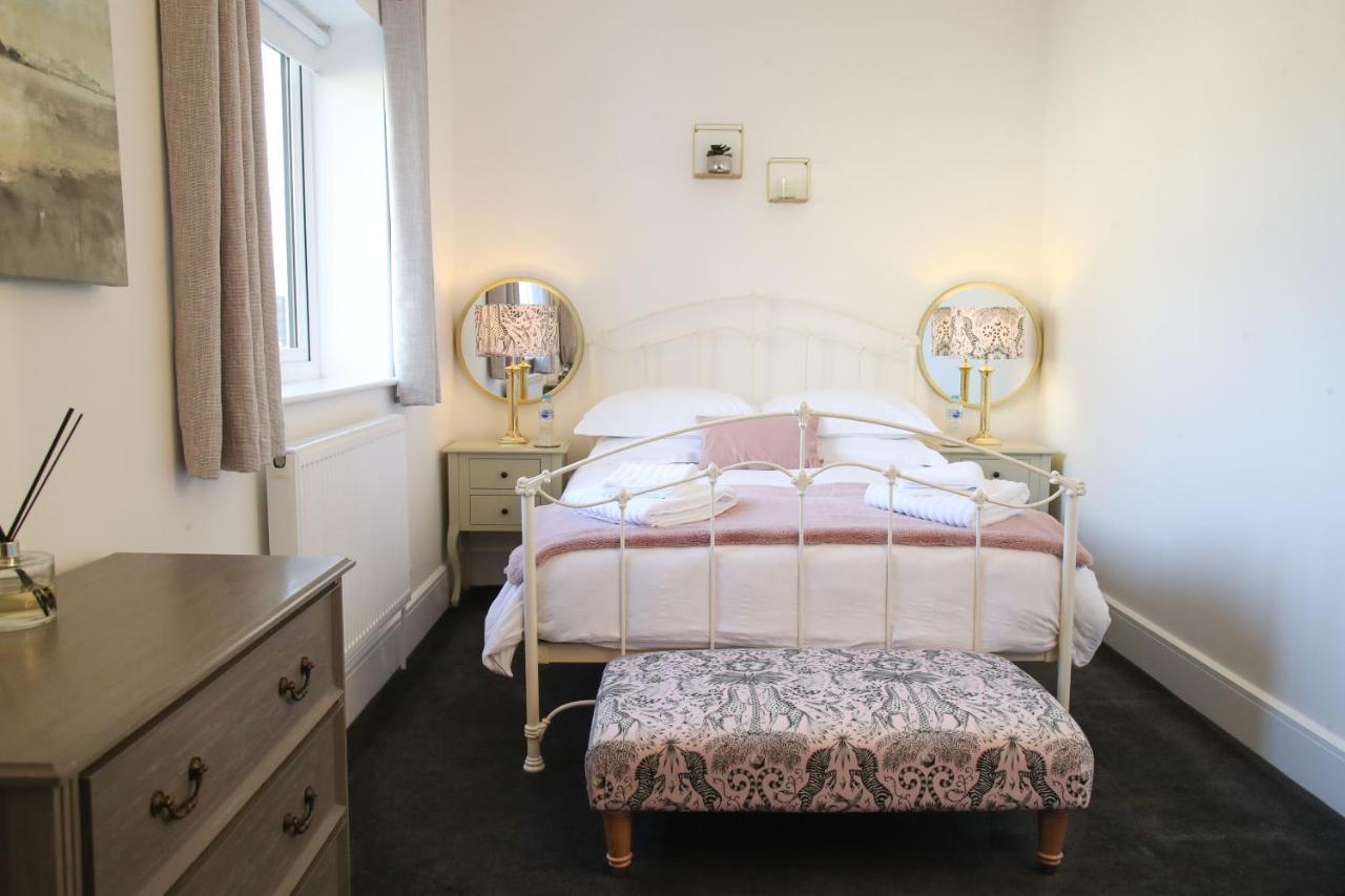 Burgess Yard 2-Bedroom Cottage, Bath Zewnętrze zdjęcie